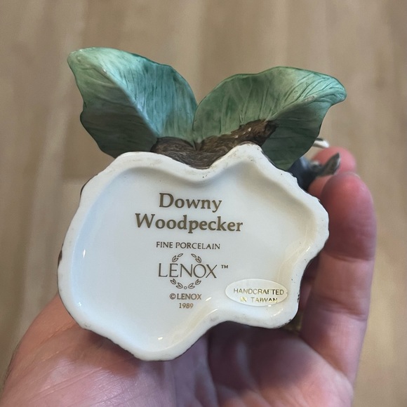 Lenox Fine Porcelain Downy Woodpecker - Picture 5 of 5